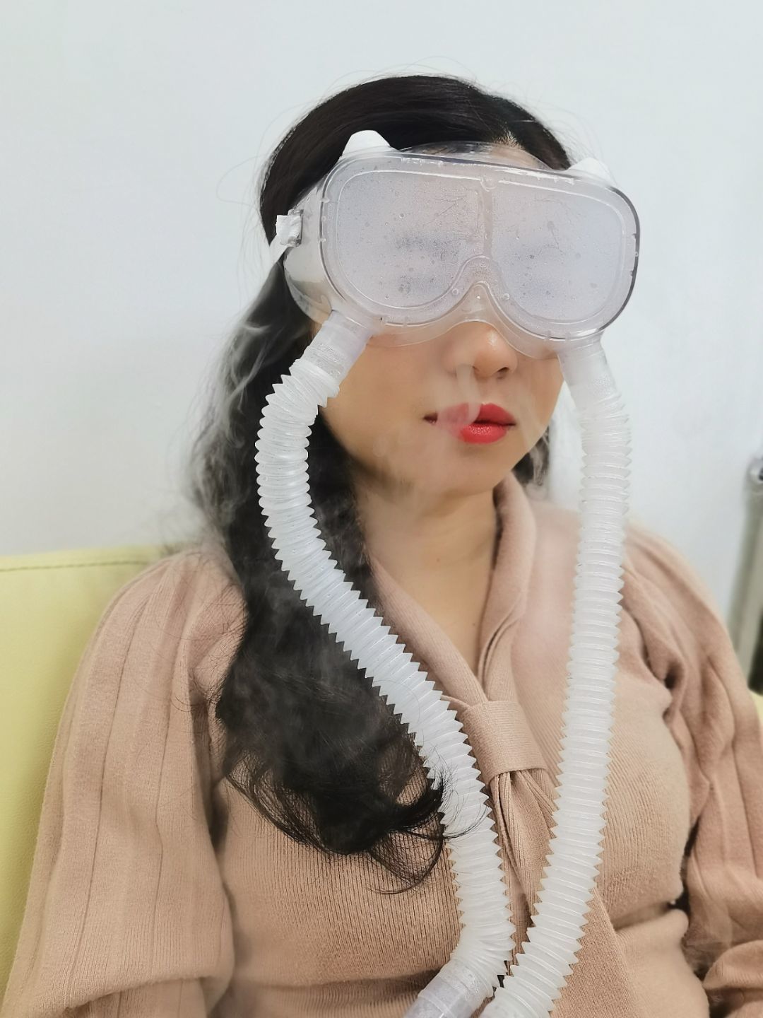 眼睛干澀、疲倦、刺痛……注意了！“干眼癥”可能找上你了！